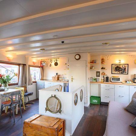 Boatapartment Animathor On Top Location Роттердам Екстер'єр фото