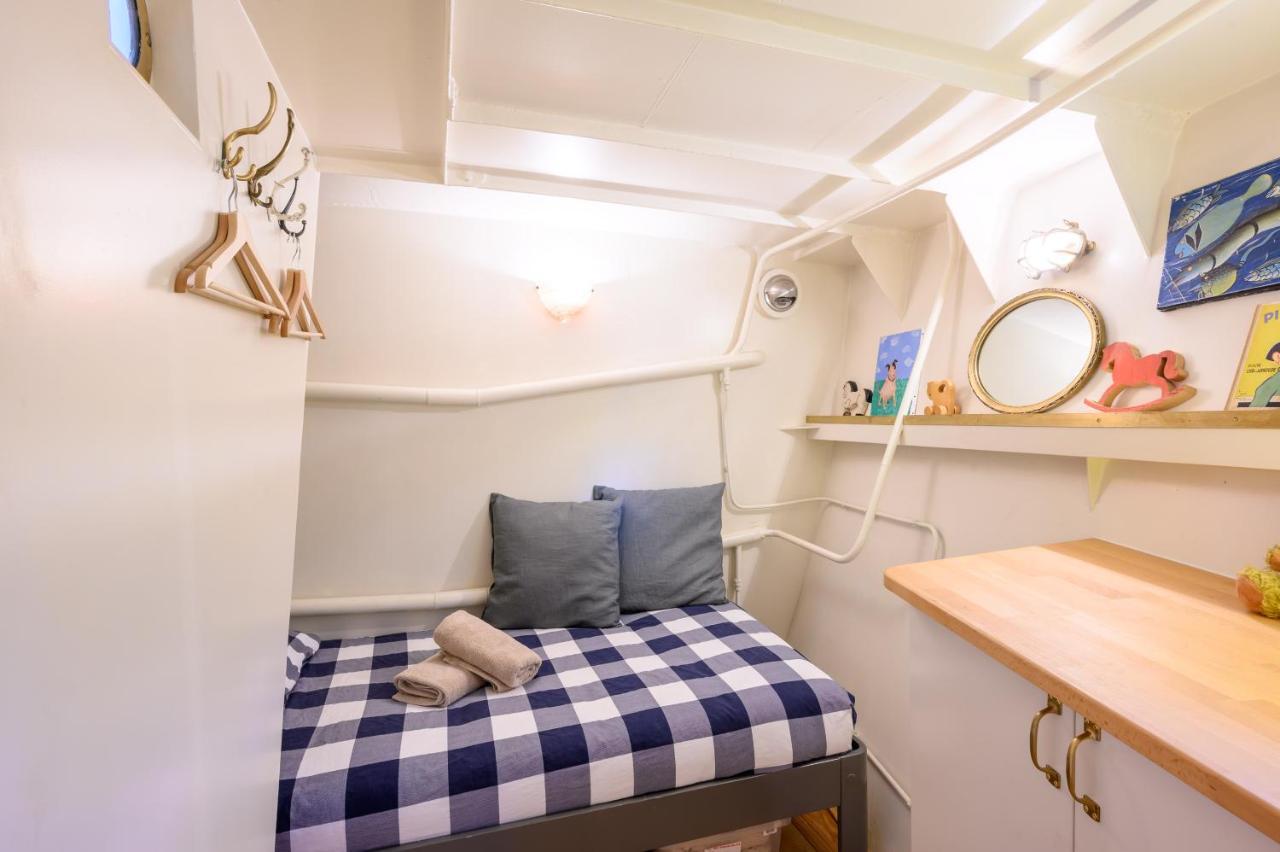 Boatapartment Animathor On Top Location Роттердам Екстер'єр фото
